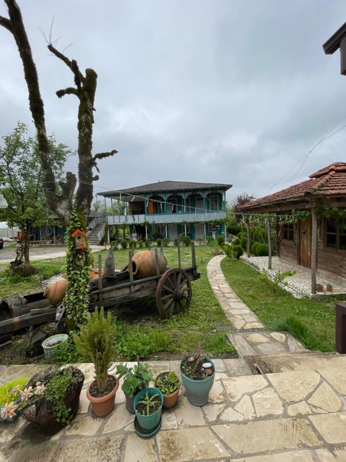 Odo'S Guest House Martvili Εξωτερικό φωτογραφία